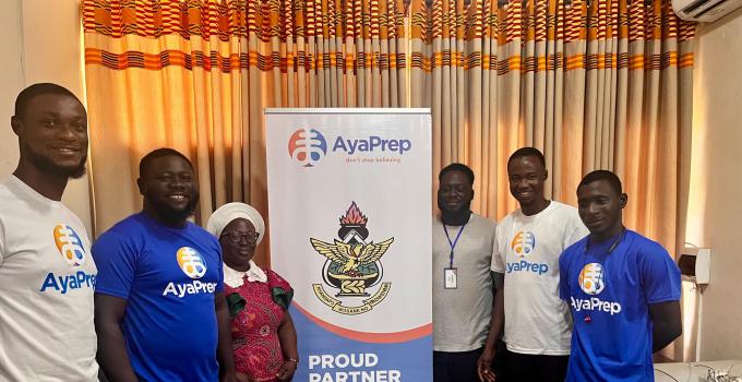 Dr. Victoria Faleke in a group photo with executives of AyaPrep